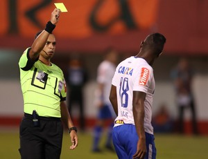 Riascos Cruzeiro Fluminense (Foto: LUCIANO BELFORD / Agência Estado)
