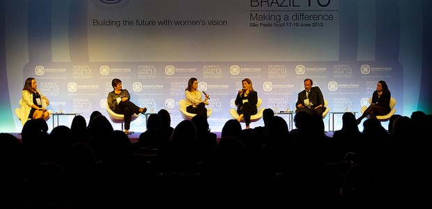 Debatedores participam do Women's Forum, em São Paulo (Foto: Divulgação)