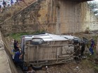 Acidente com micro-ônibus deixa seis feridos e um morto na Bahia