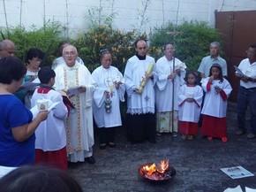 Bencao Do Fogo E Do Cirio Pascal Marcam Sabado De Aleluia Em Mogi Mogi Das Cruzes E Suzano G1