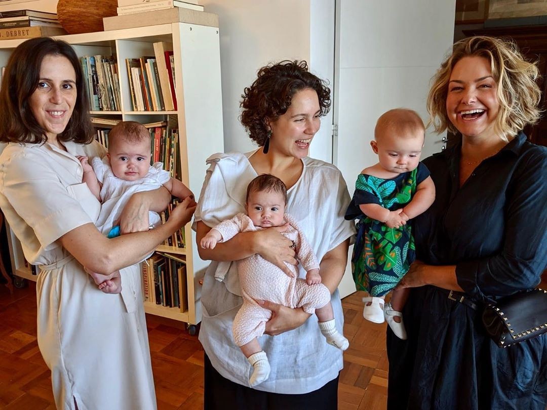Luisa Belchior, Cecilia Malan e Bianca Rothier com suas filhas (Foto: Reprodução/Instagram) Luisa Belchior, Cecilia Malan e Bianca Rothier com suas filhas (Foto: Reprodução/Instagram)