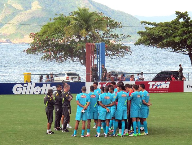 Treino da Seleção brasileira (Foto: Leandro Canônico / Globoesporte.com)