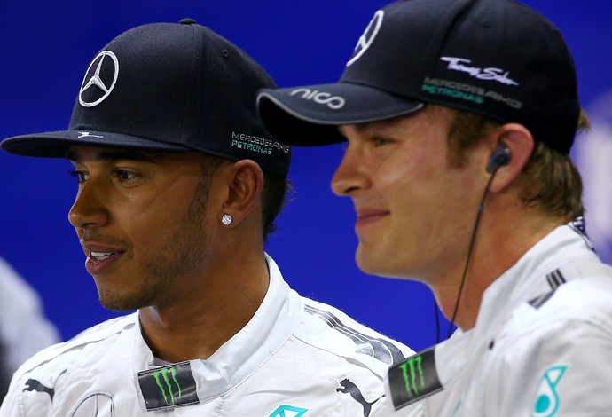 Nico Rosberg lamentou pole perdida para o companheiro Lewis Hamilton por apenas 0s007 (Foto: Getty Images)