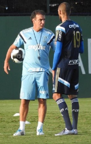 Reservas treinam, e Cuca conversa com atletas do Palmeiras na Academia