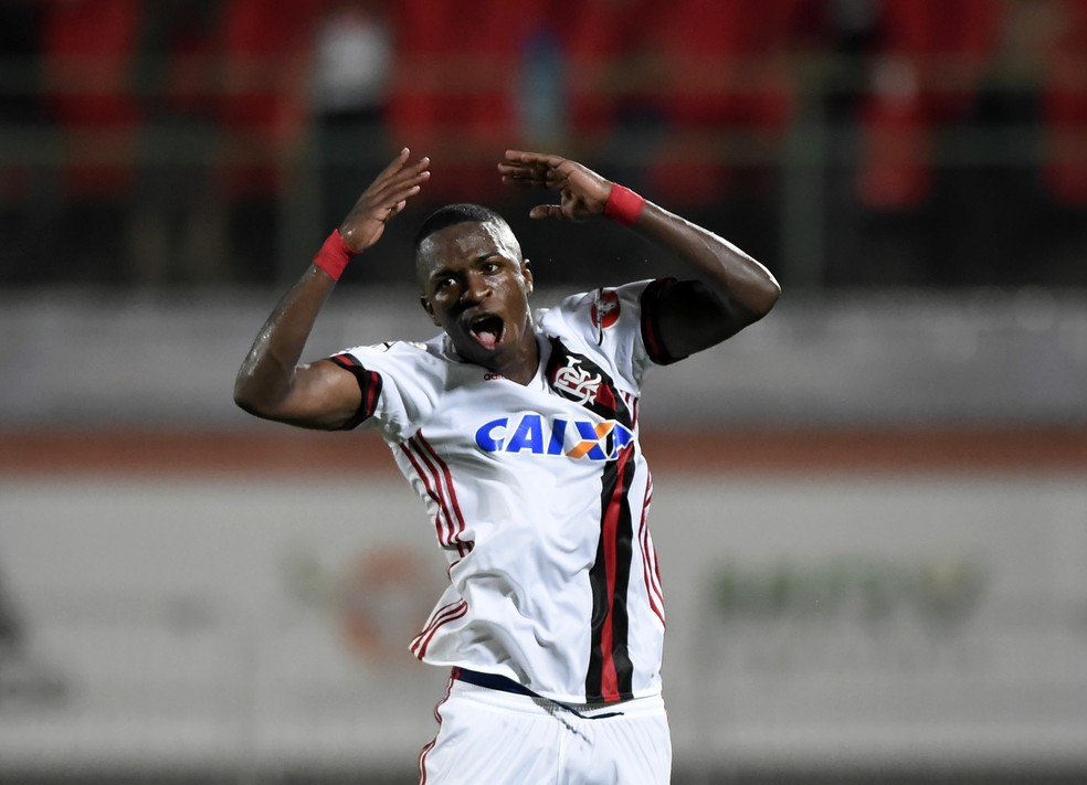 Venda de Vinicius Junior impulsinou receita do Fla em 2017 (Foto: André Durão/GloboEsporte.com)