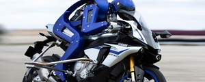 Transformers? 'Robô-motoqueiro' é apresentado no Salão de Tóquio (Divulgação)