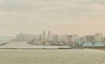 Do Alto da Sé, em Olinda, vê-se o Recife (Luka Santos / G1)