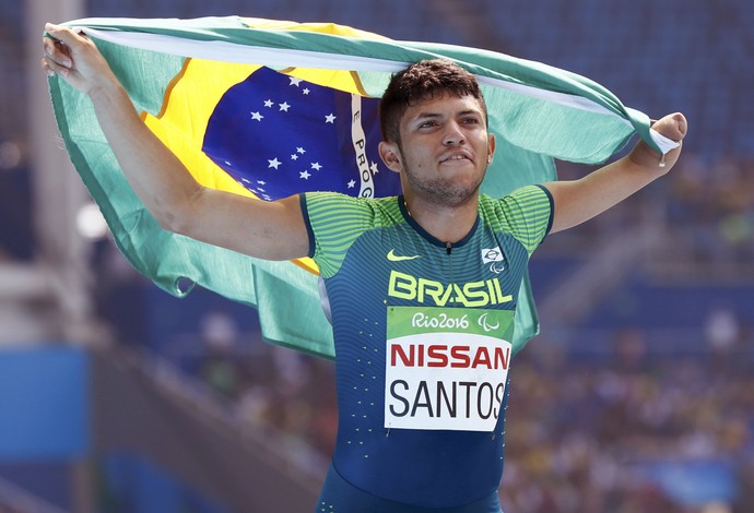 Petrucio Ferreira ouro 100m T47 paralimpíada rio 2016 atletismo (Foto: Reuters)