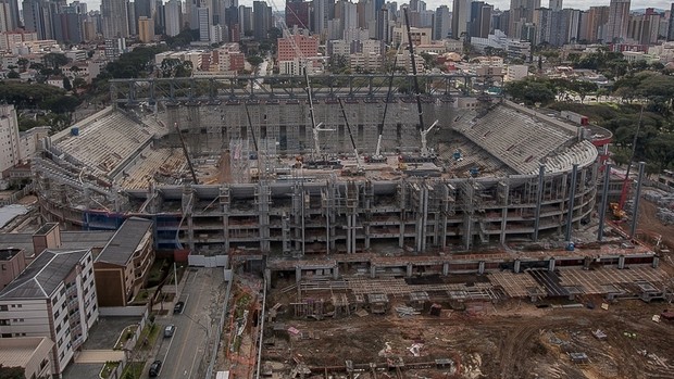 Visão aérea das obras na Arena da Baixada no dia 25 de julho (Foto: Site oficial do Atlético-PR/Divulgação)
