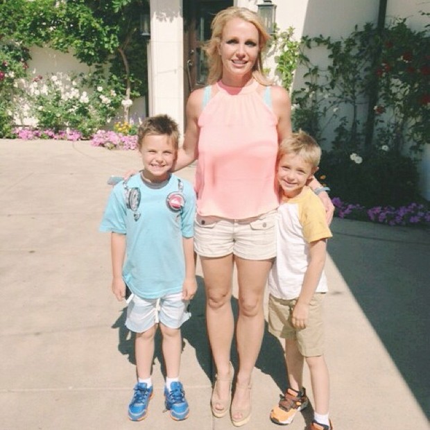 Britney Spears com os filhos  (Foto: Instagram/ Reproduo)