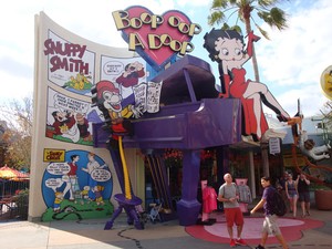 Betty Boop e outros personagens 'das antigas' trazem saudosismo ao parque (Foto: Priscila Dal Poggetto/G1)
