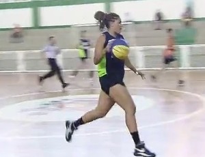 basquete santos feminino (Foto: Reprodução / TV Tribuna)