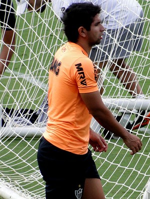 De sobreaviso, Guilherme espera jogo difícil contra o São Paulo Guilherme_leosimonini