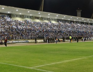 Torcida do CSA marcou presença na derrota por 4 a 2 para o Corinthians-AL (Foto: Caio Lorena / Globoesporte.com)