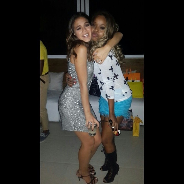 Bruna Marquezine e Roberta Rodrigues (Foto: Reprodução/Instagram)