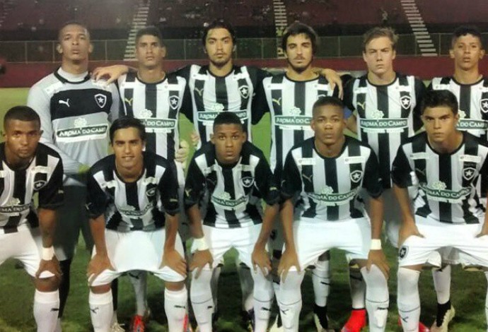 Botafogo sub-17, Vitória x Botafogo (Foto: Divulgação / Instagram)