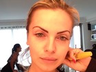 Veridiana Freitas se inspira nas sobrancelhas de Angelina Jolie