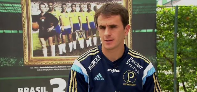 Suspenso pela 3ª vez, Lucas promete dosar entradas: 