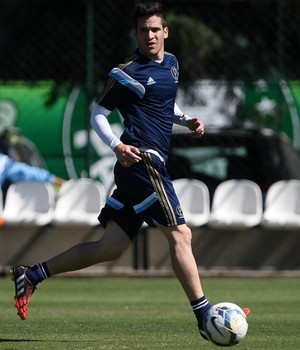 Destino de Marcelo Oliveira deve ser clube japonês, afirma agente