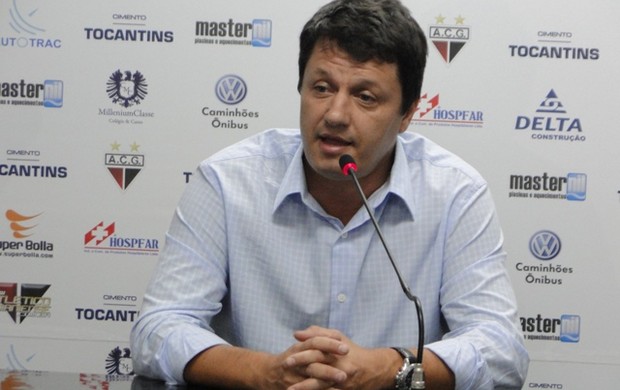 Adilson Batista, novo técnico do Atlético-GO (Foto: Divulgação / Atlético-GO)
