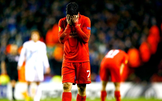Luis Suarez na derrota do Liverpool (Foto: Reuters) Luis Suarez na derrota do Liverpool (Foto: Reuters)