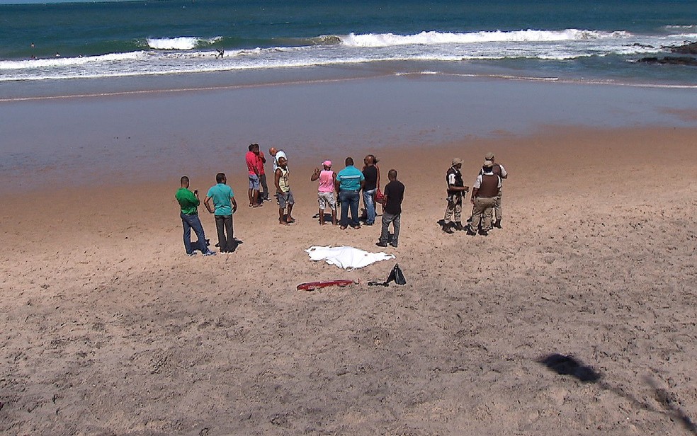 Corpo do garoto de 14 anos foi encontrado na manhã deste domingo (Foto: Reprodução/ TV Bahia)