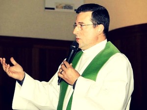 Padre Onécimo Alberton deve assumir nova função em março de 2015 (Foto: Arquediocese de Florianópolis/Divulgação)