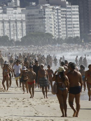 Após calor recorde, Rio tem domingo de praias lotadas (Alê Silva/Futura Press/Estadão Conteúdo)