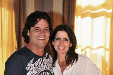 Perácio (Perácio) e Rosemere (Malu Mader) em 'Sangue bom' (Foto: TV Globo)
