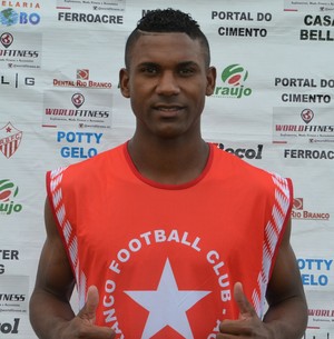 Cassiano é o novo reforço do Rio Branco para a temporada 2015 (Foto: Murilo Lima)