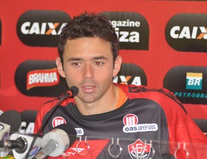 Juan; Vitória (Foto: Divulgação / EC Vitória)