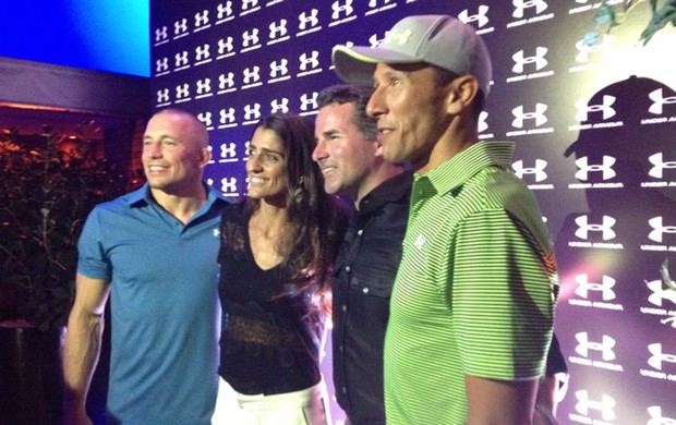 MMA - Georges St-Pierre com a apresentadora Cynthia Howlett Martin, o empresário Kevin Plank e o triatleta Chris 'Macca' McCormack no Rio (Foto: Vanessa Riche)