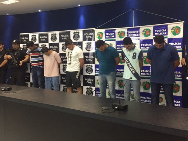 Grupo desviava carga e forjava roubo em boletins de ocorrência, em Goiás (Foto: Murillo Velasco/G1)