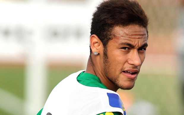 Neymar treino seleção brasileira (Foto: AP)