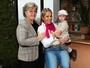 Adriane Galisteu comemora o Dia das Mães com o filho, Vittorio