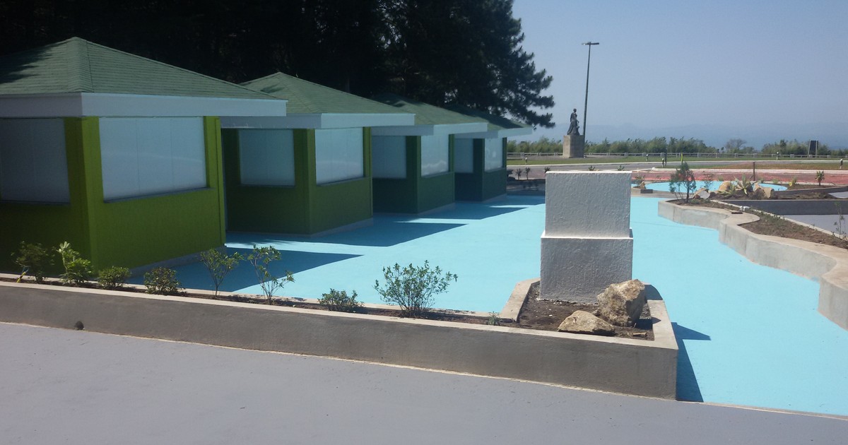 Reforma da Praça Senta a Pua em Teresópolis, RJ, é inaugurada - Globo.com