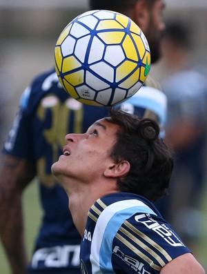 Palmeiras viaja para Atibaia e treina com revelação do time sub-20