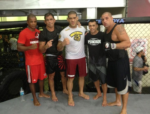 minotauro pezao mma (Foto: Reprodução)