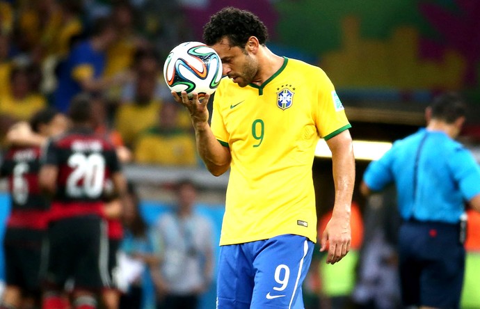 Fred lamentando jogo Brasil x Alemanha (Foto: André Durão / Globoesporte.com)