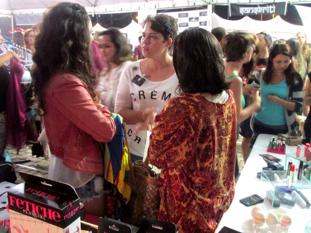 Empresária Jenifer Zimmer vende produtos eróticos em feira colaborativa do Distrito Federal (Foto: Arquivo pessoal) Empresária Jenifer Zimmer vende produtos eróticos em feira colaborativa do Distrito Federal (Foto: Arquivo pessoal)