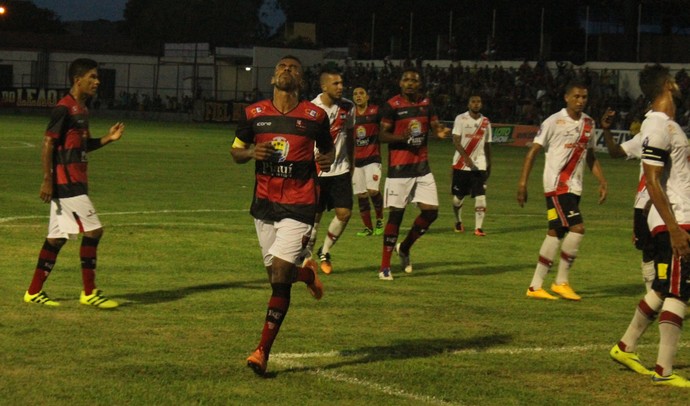 Eduardo Flamengo-PI x River-PI - Campeonato Piauiense 2017 (Foto: Renan Morais)