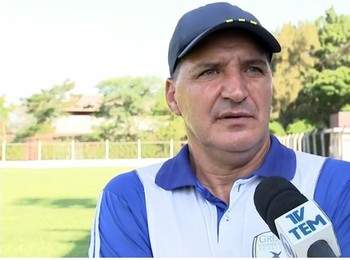 Sérgio Caetano, técnico do Catanduvense (Foto: Reprodução / TV TEM)