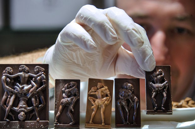Sebastien Pawly fez os chocolates para o Dia dos Namorados (Foto: Sebastien Bozon/AFP) Sebastien Pawly fez os chocolates para o Dia dos Namorados (Foto: Sebastien Bozon/AFP)