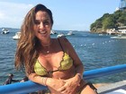 Vera Minelli, a mãe gata de Gabriela Pugliesi, arranca elogios na web  