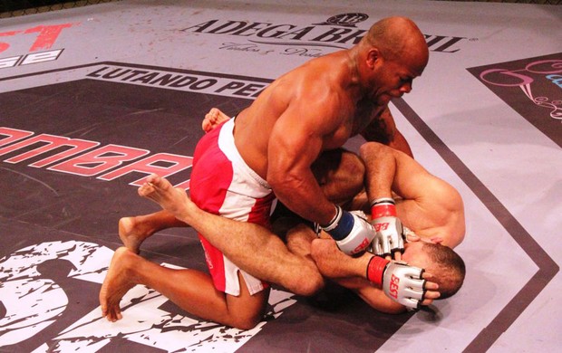MMA - Smash Fight 2 - Rodney Wallace (Foto: Leonardo Fabri)