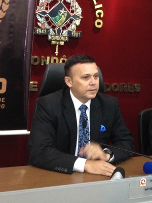 O procurador-geral Héverton Aguiar diz que soltura dos suspeitos de Rondônia é emblemática (Foto: Larissa Matarésio/G1)