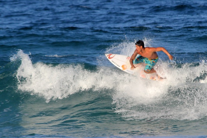 Gabriel Medina treina em Duranbah (D'bah), praia vizinha de Gold Coast - Mundial de Surfe (Foto: Luciana Pinciara)
