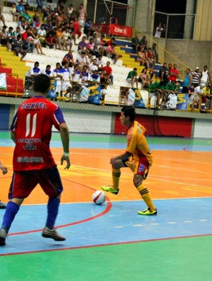 Atual Campeão empata em 1 a 1  no jogo de  estreia da categoria masculino (Foto: Frank Cunha/Globoesporte.com)