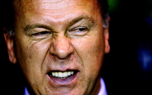 Mano Menezes Seleção convocação (Foto: AP)