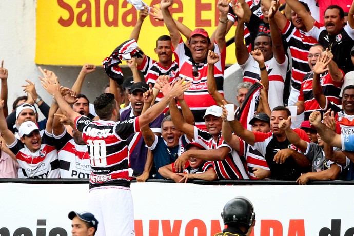 Fernando Gabriel Santa Cruz x Vitória Série A (Foto: Marlon Costa / Pernambuco Press)